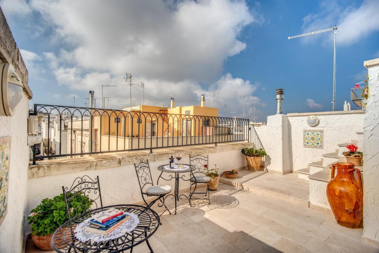 Palazzo Stunis - Dimora Di Charme Ostuni Exterior foto